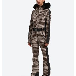 Ski suit